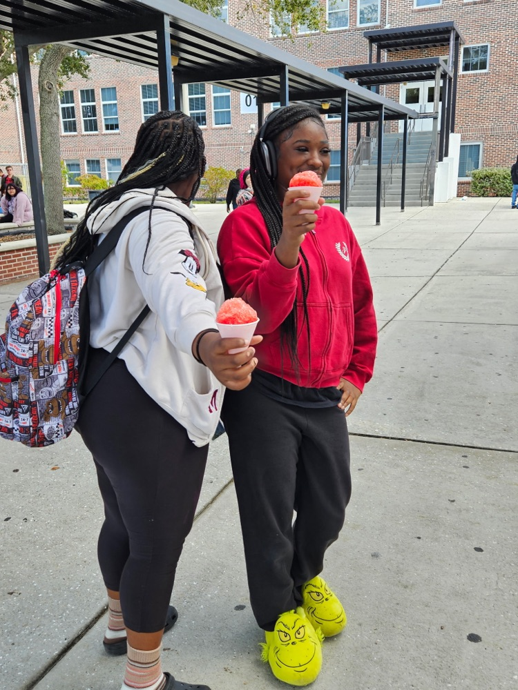 students enjoying snowcones for PBIS