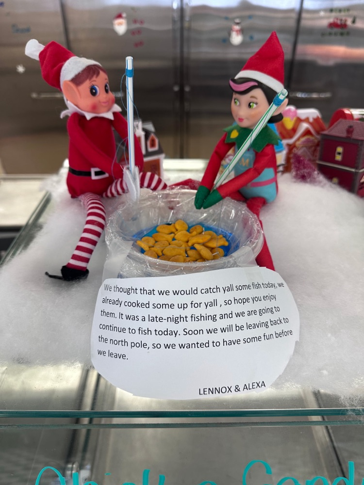 elf on the shelf in school cafeteria 