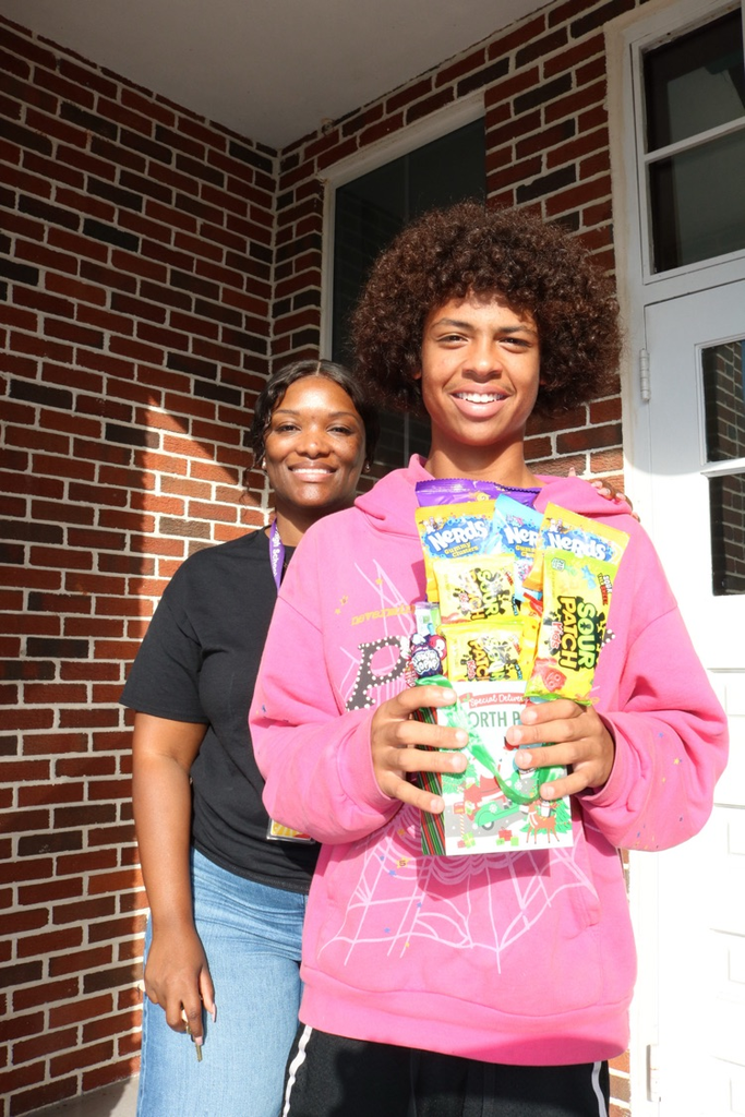 students winning attendance raffle 