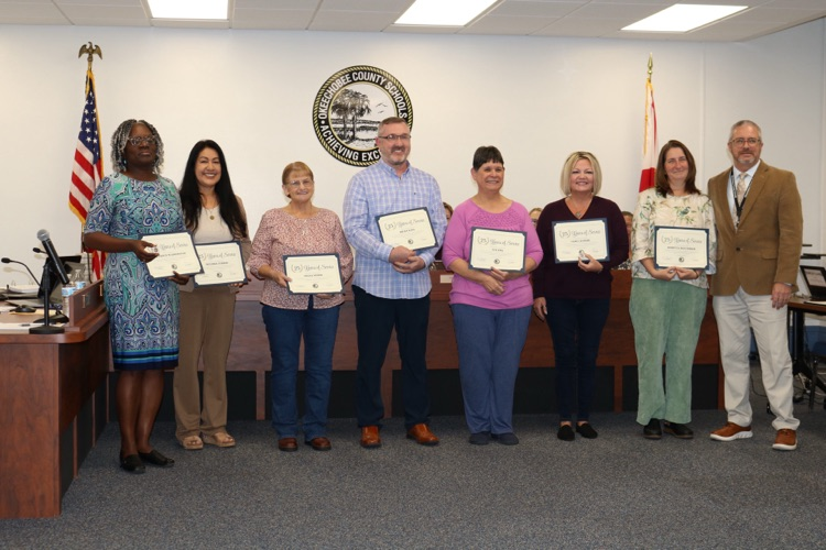 educators being honored at school board meeting