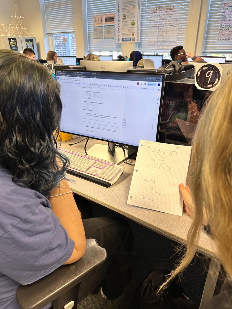 students in technology class