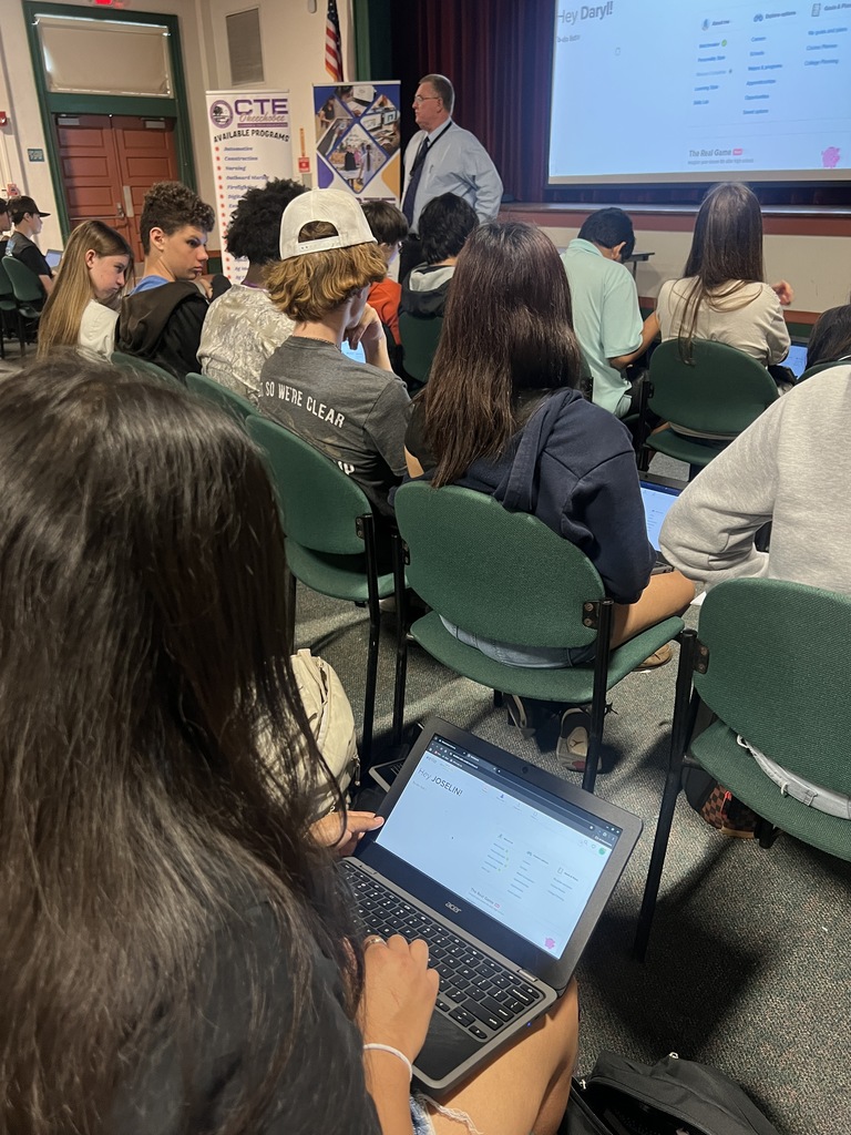 students watching cte presentation