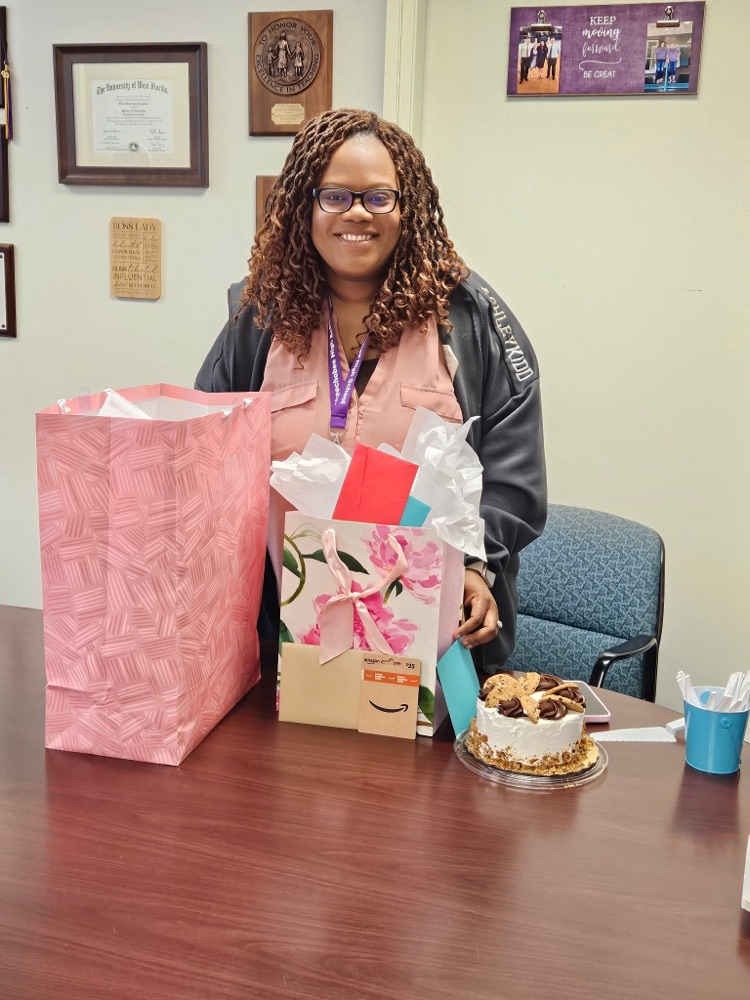 assistant principal with gifts