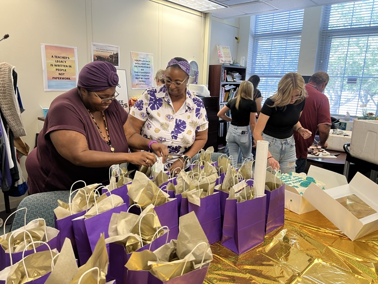 teachers getting goody bags