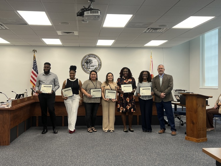 school board meeting 