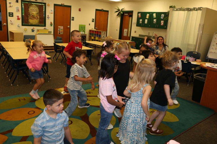 student dancing in vpk class