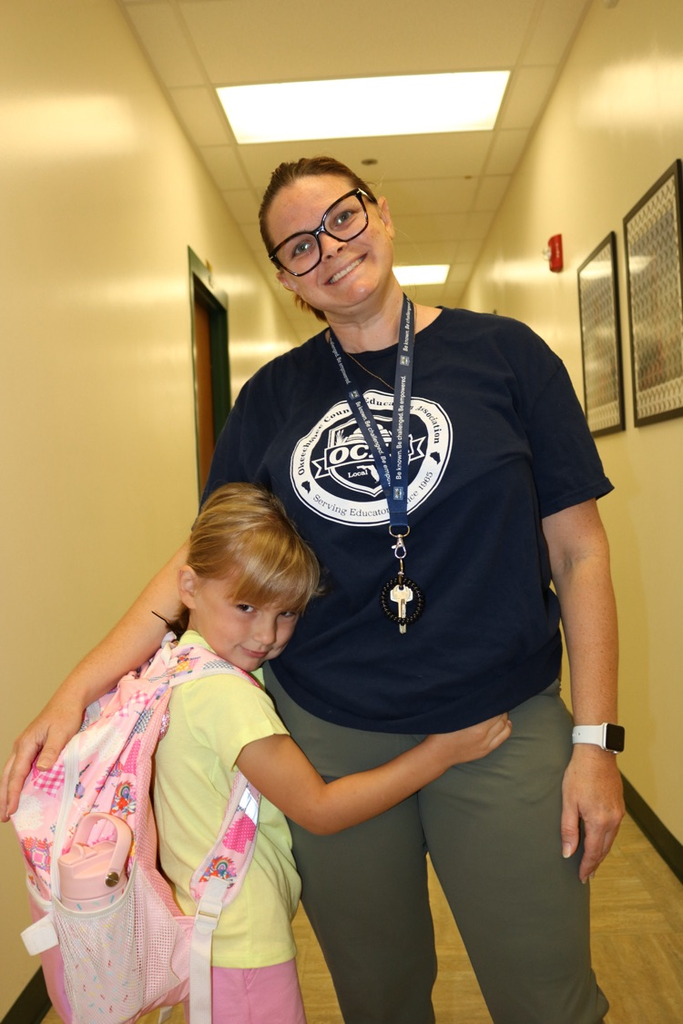 mom and student in class hallway