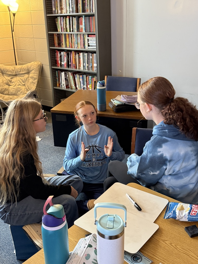 Signing about Thanksgiving !