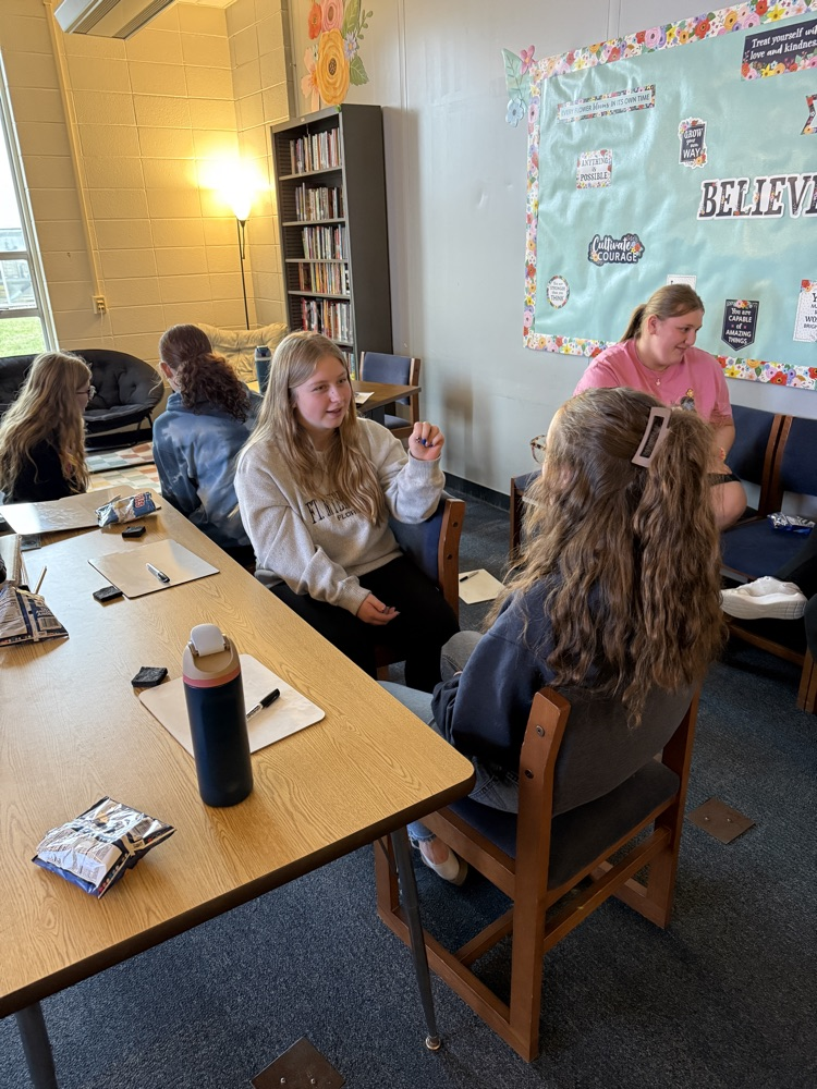 Signing about Thanksgiving