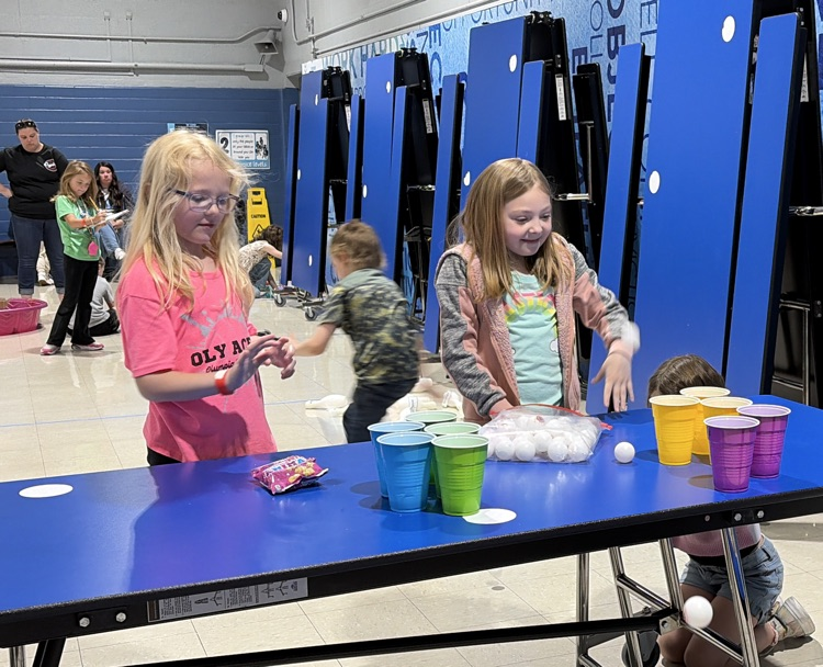 story building pong