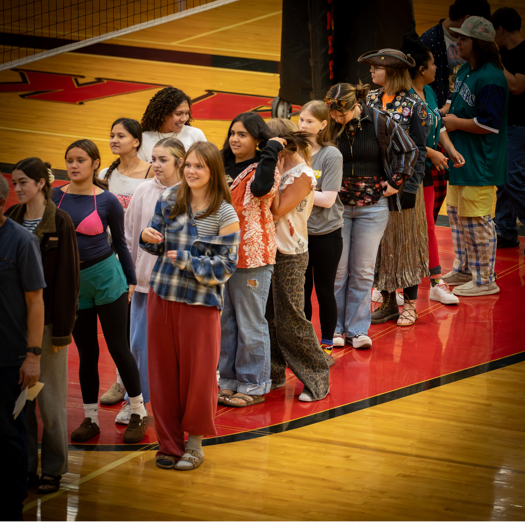 Homecoming Monday Photo Drop