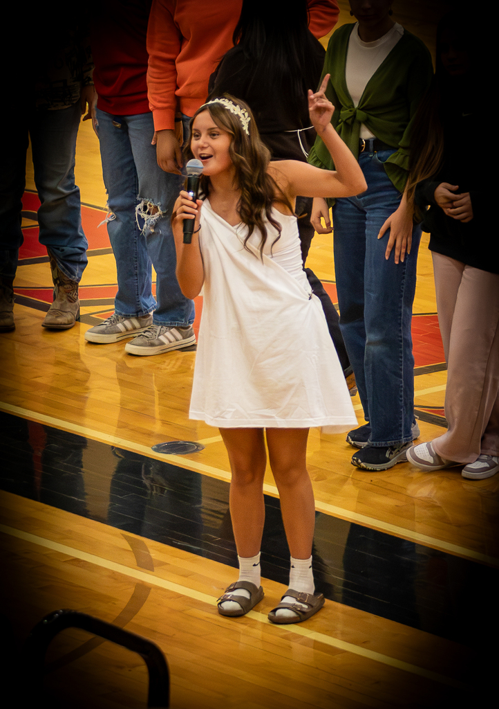 Tuesday Homecoming Photo Dump 2026