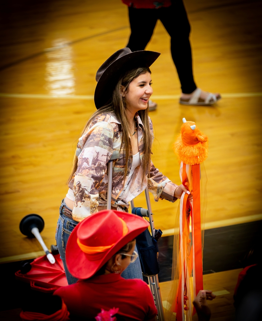 Tuesday Homecoming Photo Dump 2026