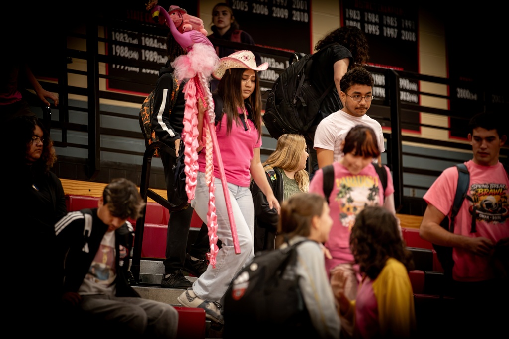 Thursday Homecoming Photo Drop 2026