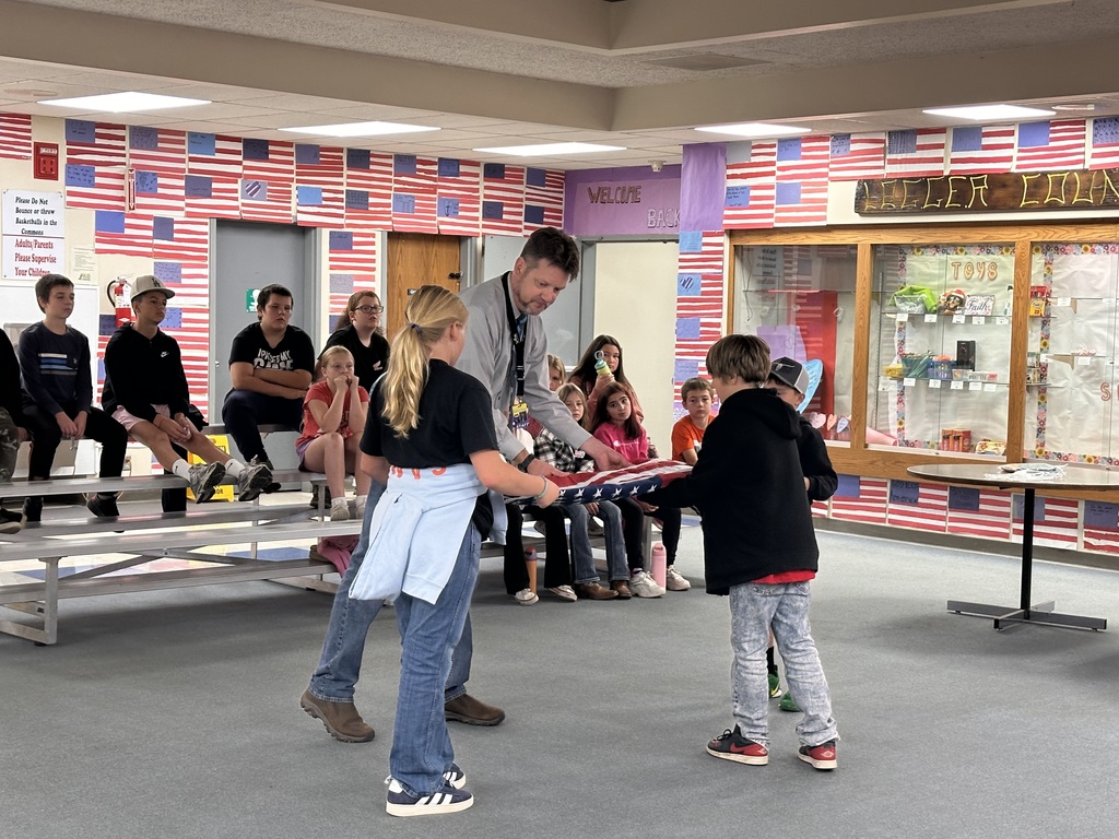 Lesson in folding the flag