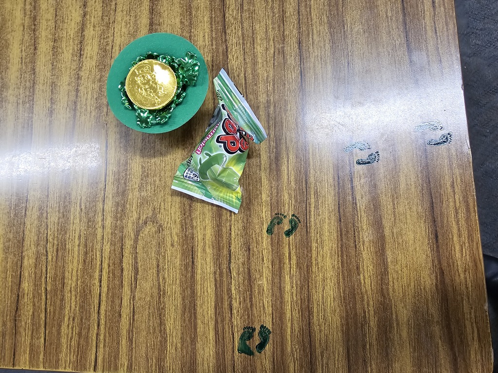 footprints and treasure