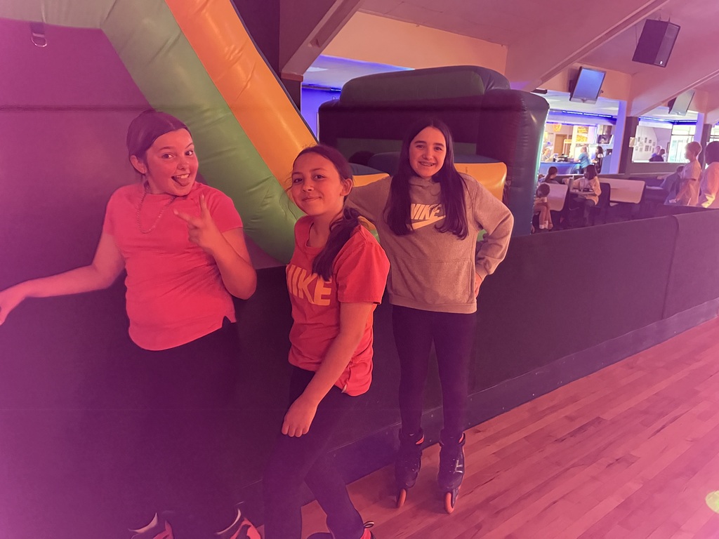 Middle school students at the Centralia roller dome for middle school incentive day.