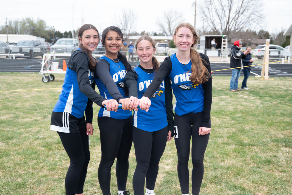 4x100