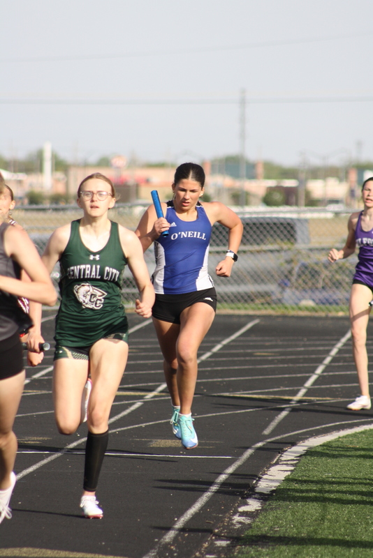 Blakley Sudbeck running a leg of the 4 x 400 meter relay. Team placed 6th with a season best of 4:16.77. Picture courtesy of O’Neill Track and Field.