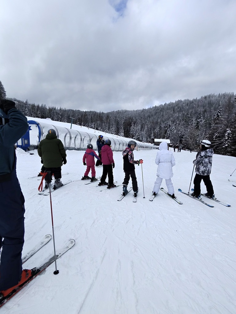 Ready to start a ski lesson.