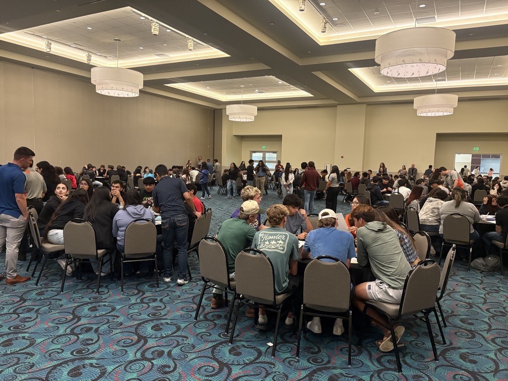 Tarpons attend UTRGV Global Economy Summit 