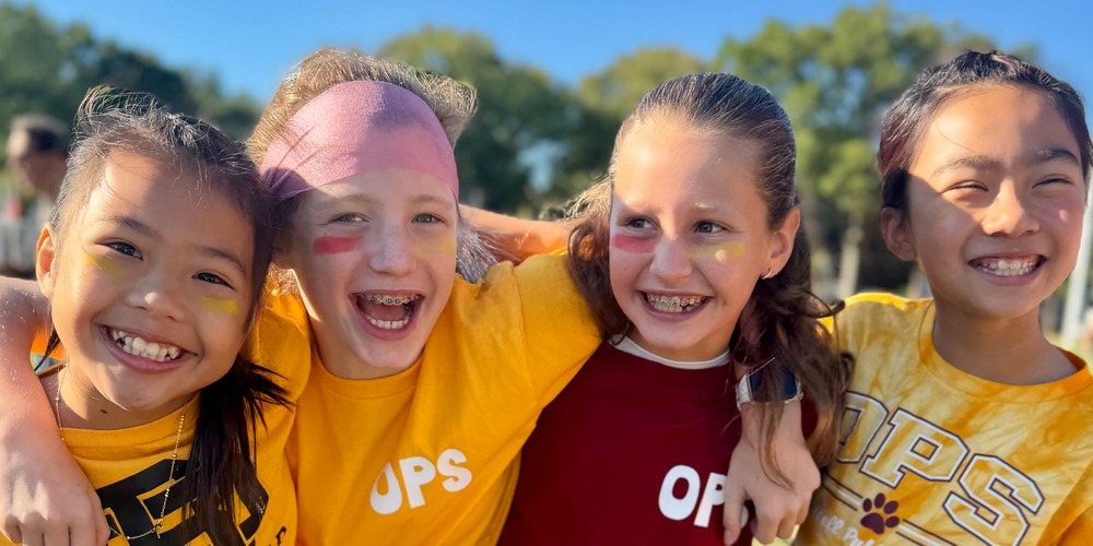 Photo of 4 Girls from Field Day