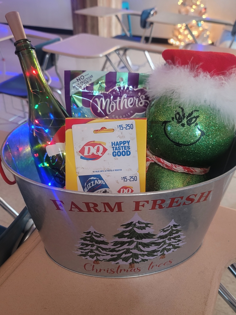 Grinch basket: 2 homemade Grinch decor items, snacks, and Dairy Queen gift card