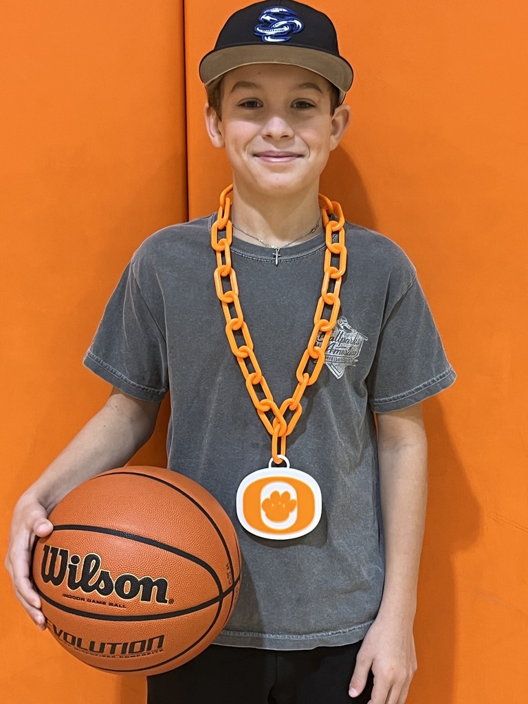  7th grade hustle chain  - Chase Sanches