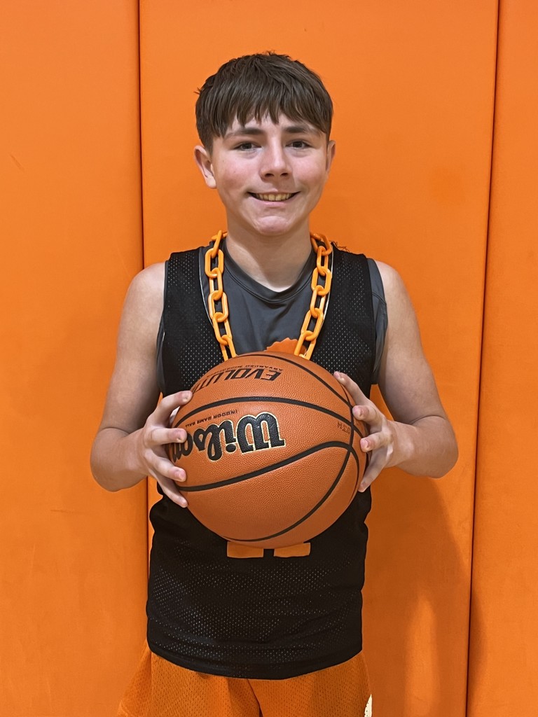  7th B Hustle Chain - Leighton Christianson