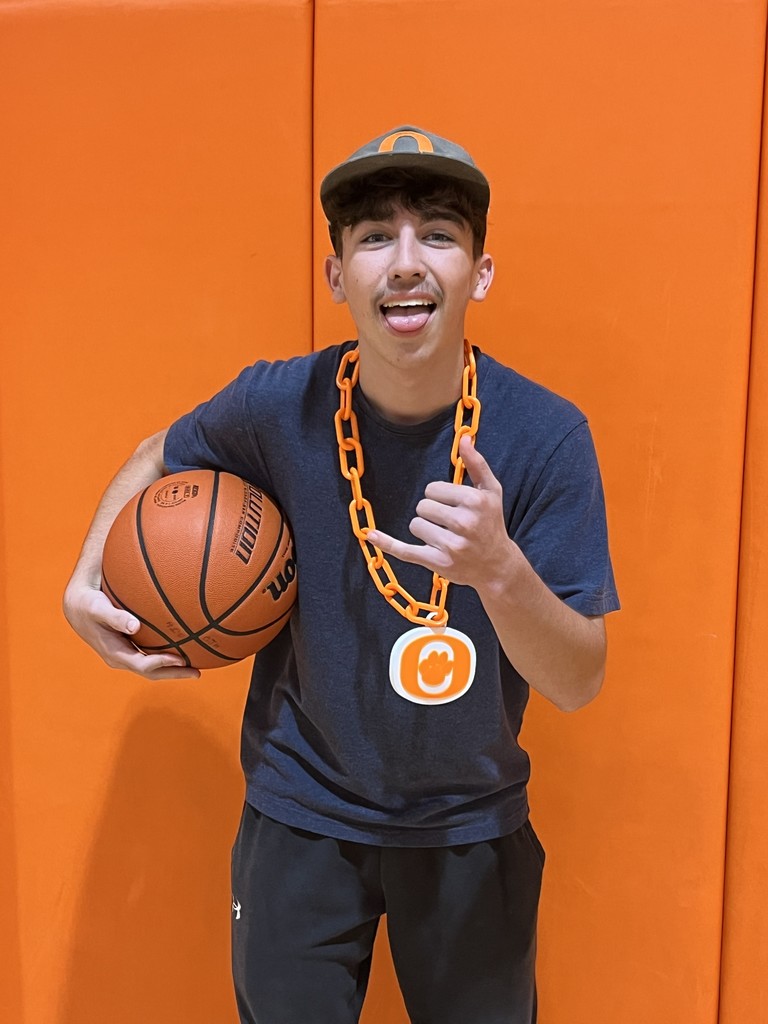 8th B Hustle Chain - Brysen Phelps