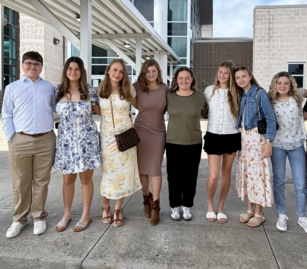 OJH Choir posing for a picture.