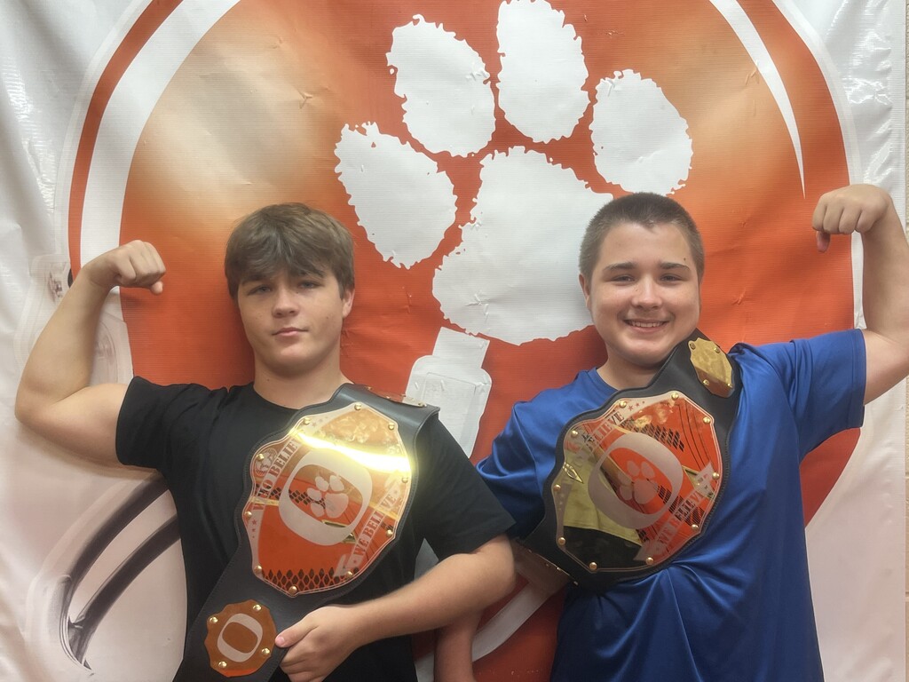 8th grade linemen - Dylan and James Shilling IV