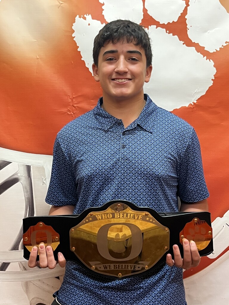 8th grade defensive player - Everett Melancon