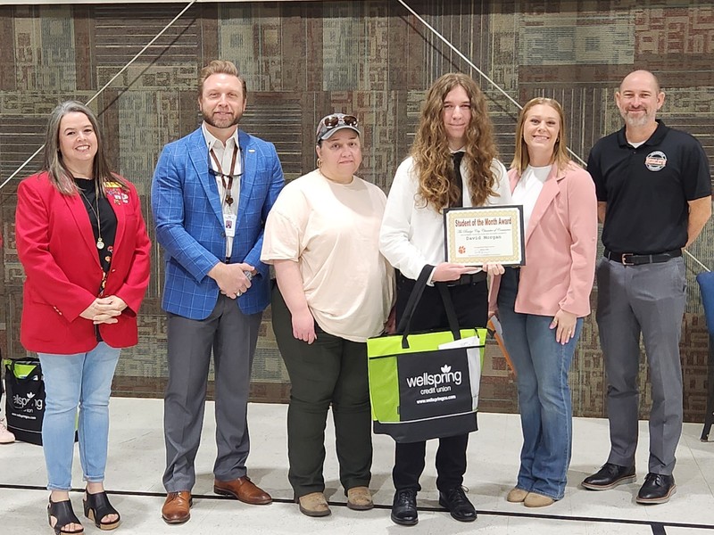 David Morgan with award