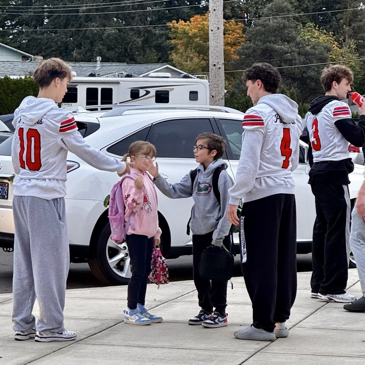 OCHS football team visits Gaffney Lane