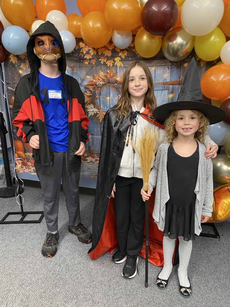 Children in Halloween costumes 