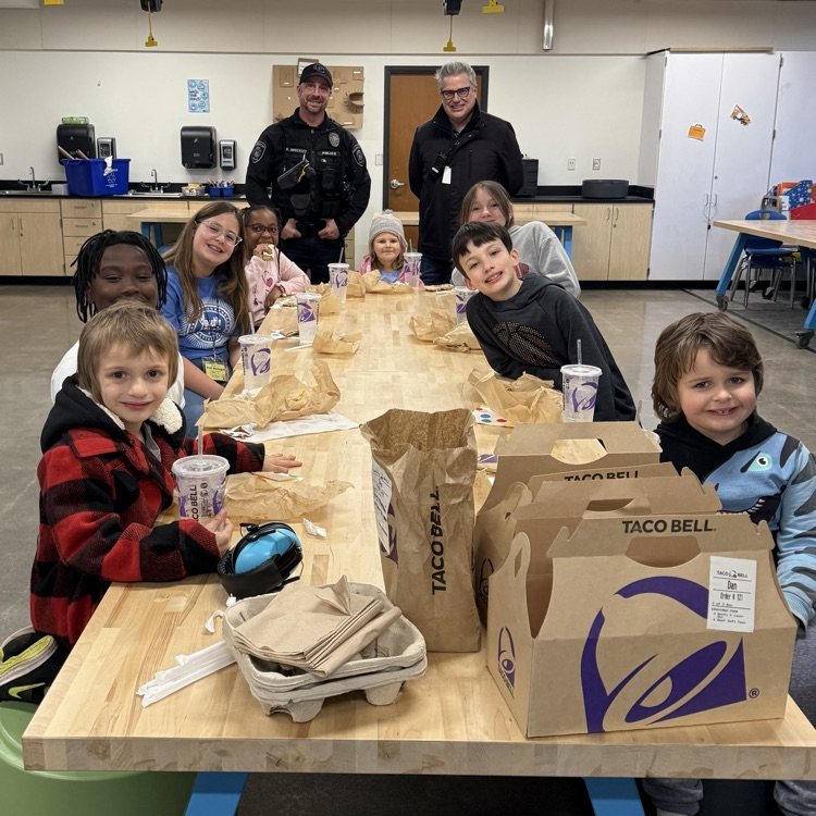 Officer Shockley brings lunch