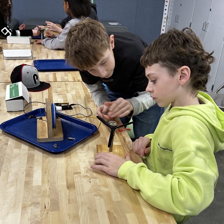 OMSI visited 5th graders