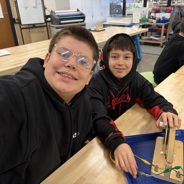 OMSI visited 5th graders