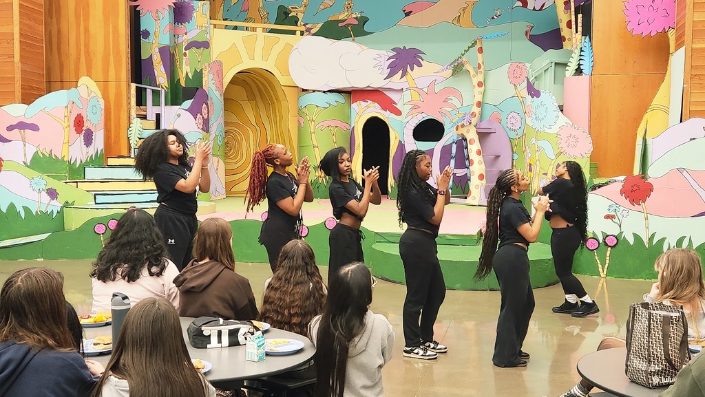 Jefferson Dancers dancing in Gardiner Middle School cafeteria
