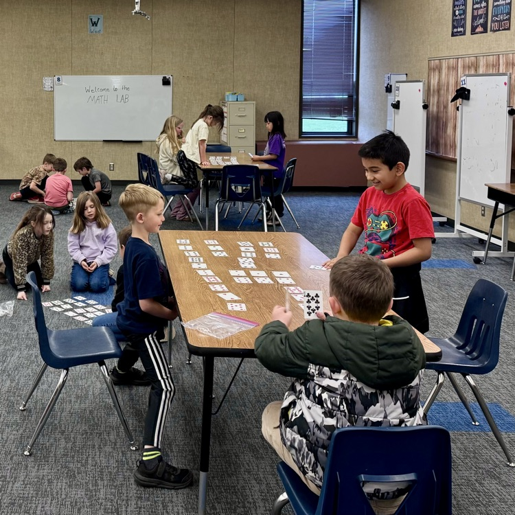 2nd graders visit the math lab