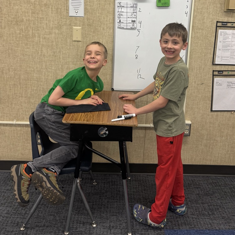 2nd graders visit the math lab