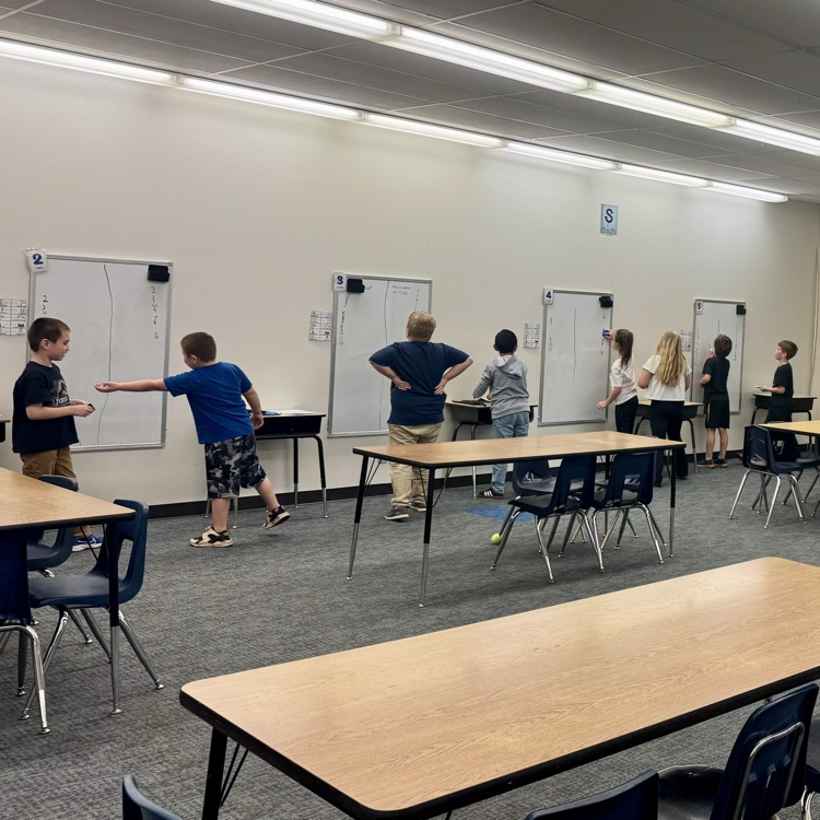 2nd graders visit the math lab