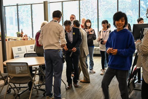 Tumwata Middle School Hosts Delegation from Sister City Tateshina, Japan
