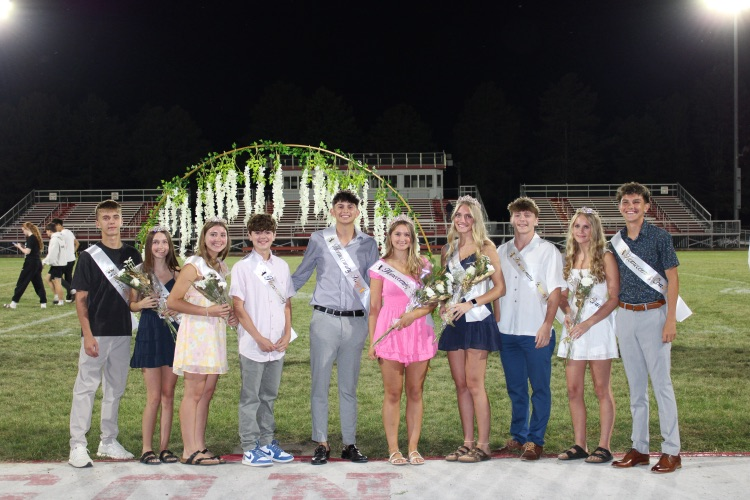 photo of student homecoming attendants 