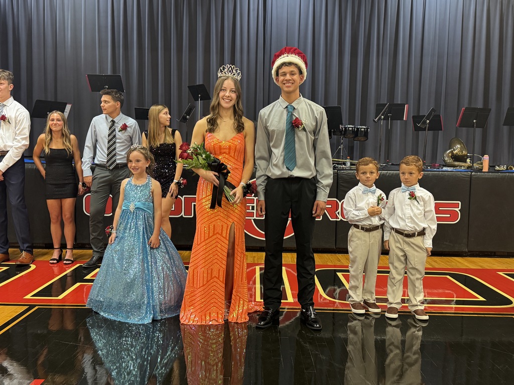 homecomig king and queen