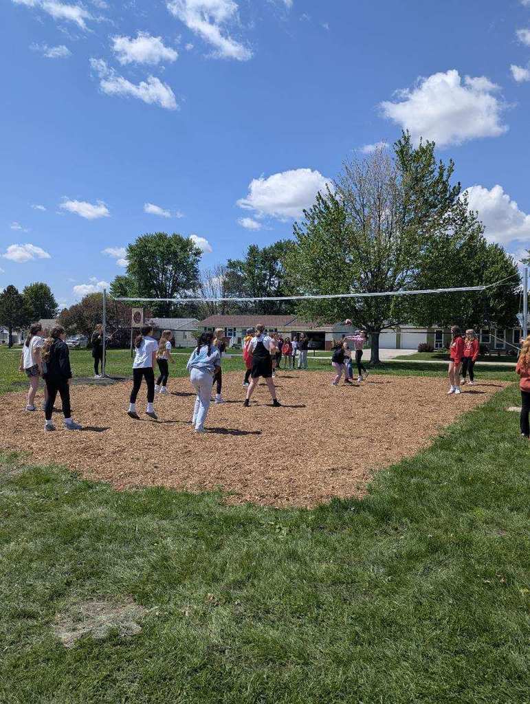 Volleyball Pit Open
