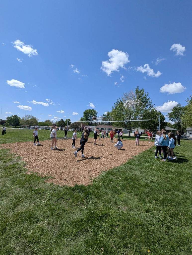 Volleyball Pit Open