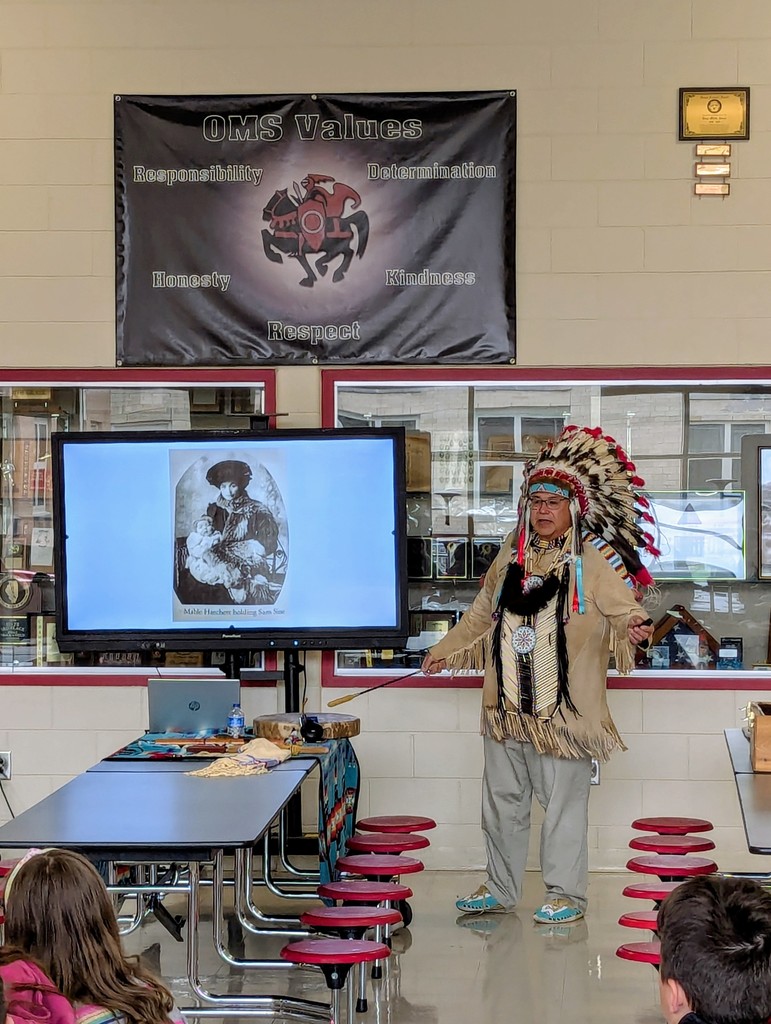 6th grade Native American presenter