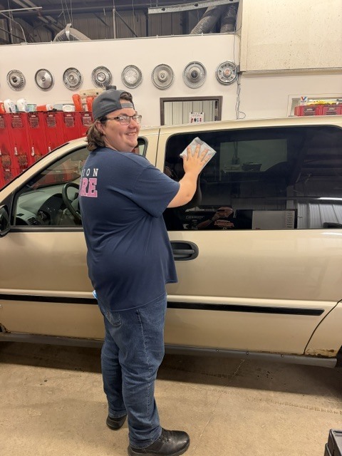 Student of the Quarter for Auto Body - Ian